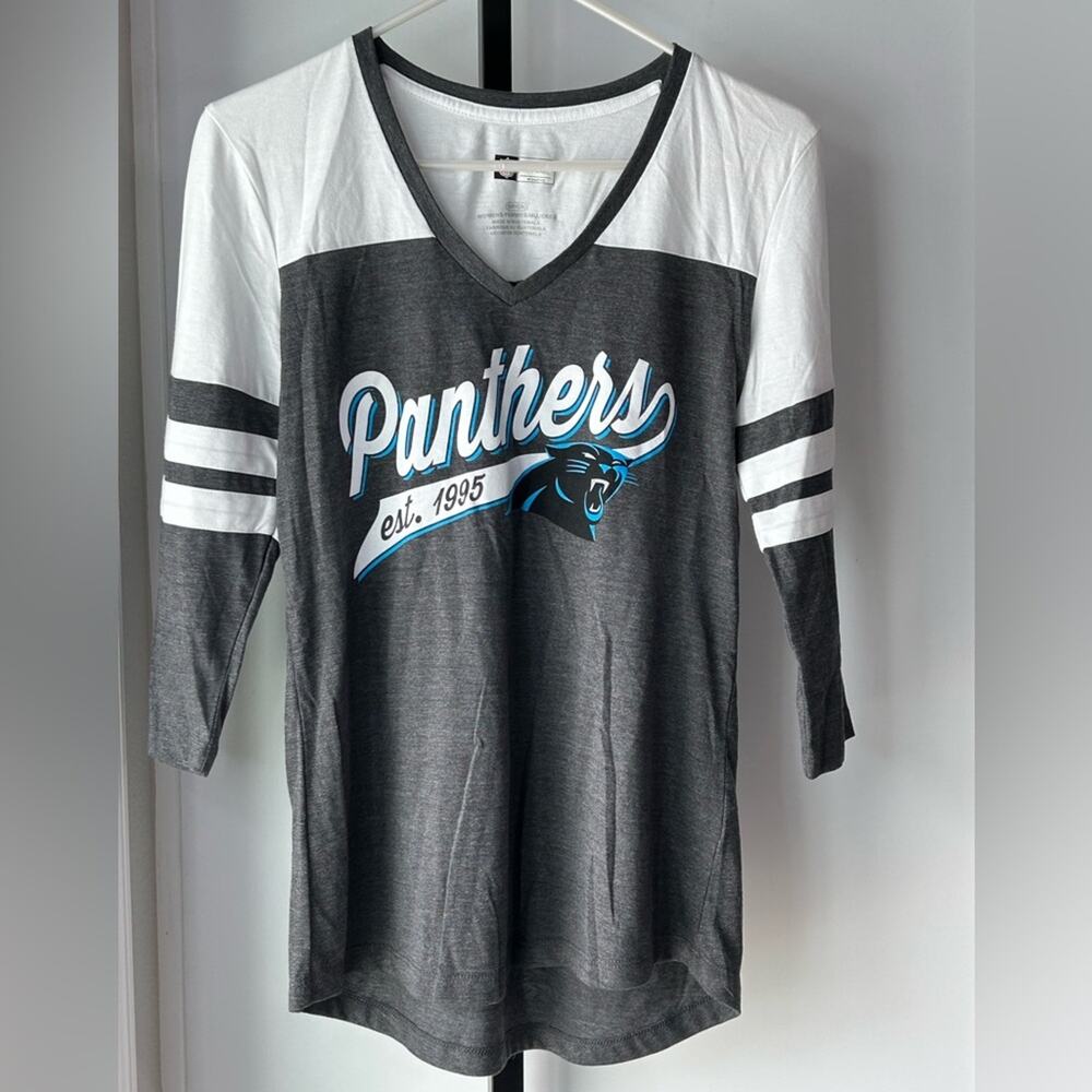 NFL Carolina Panthers Women’s Small Gray White 3/4 Sleeve V-Neck Shirt - NWOT